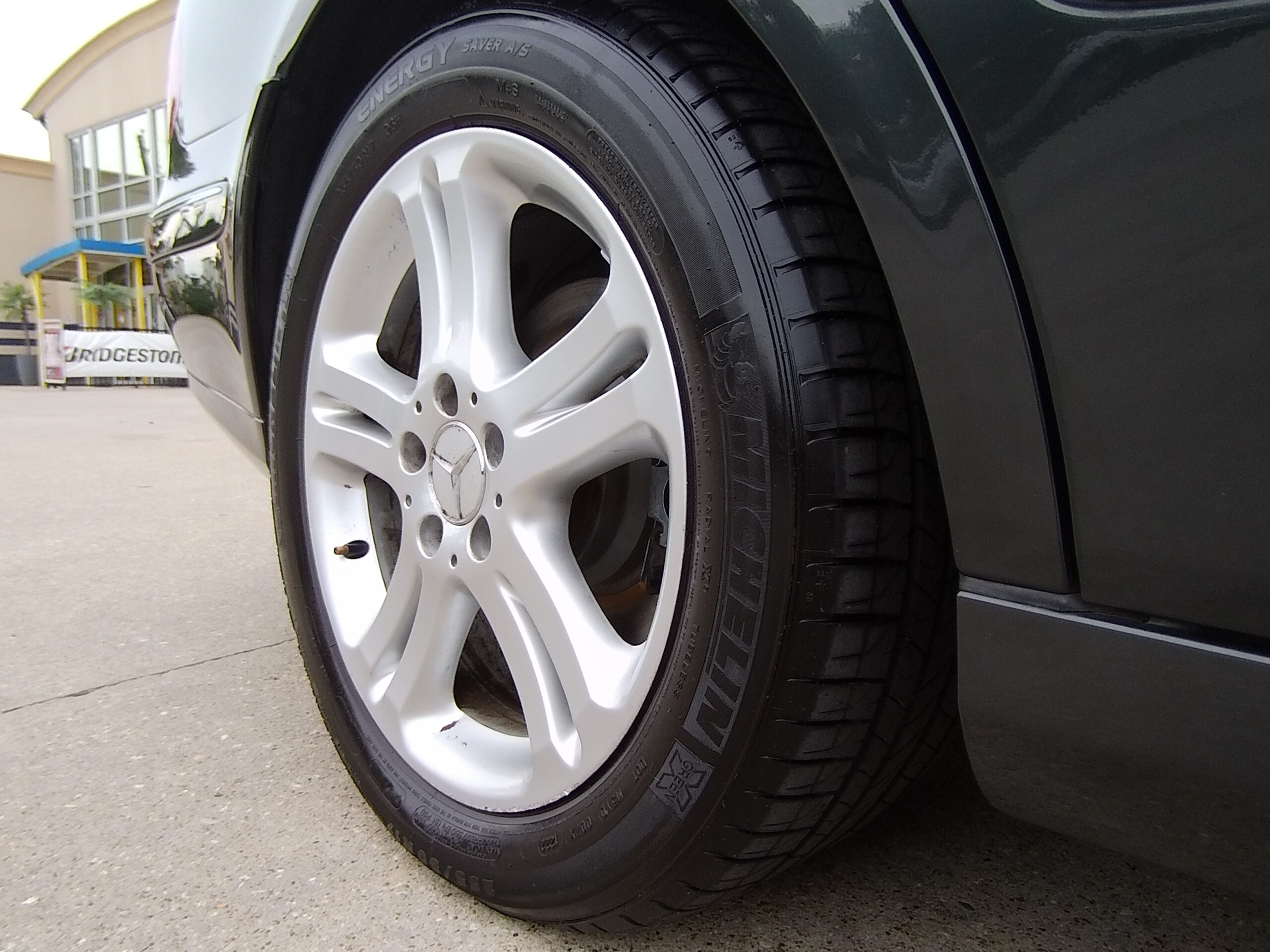 2004 Mercedes Benz E500