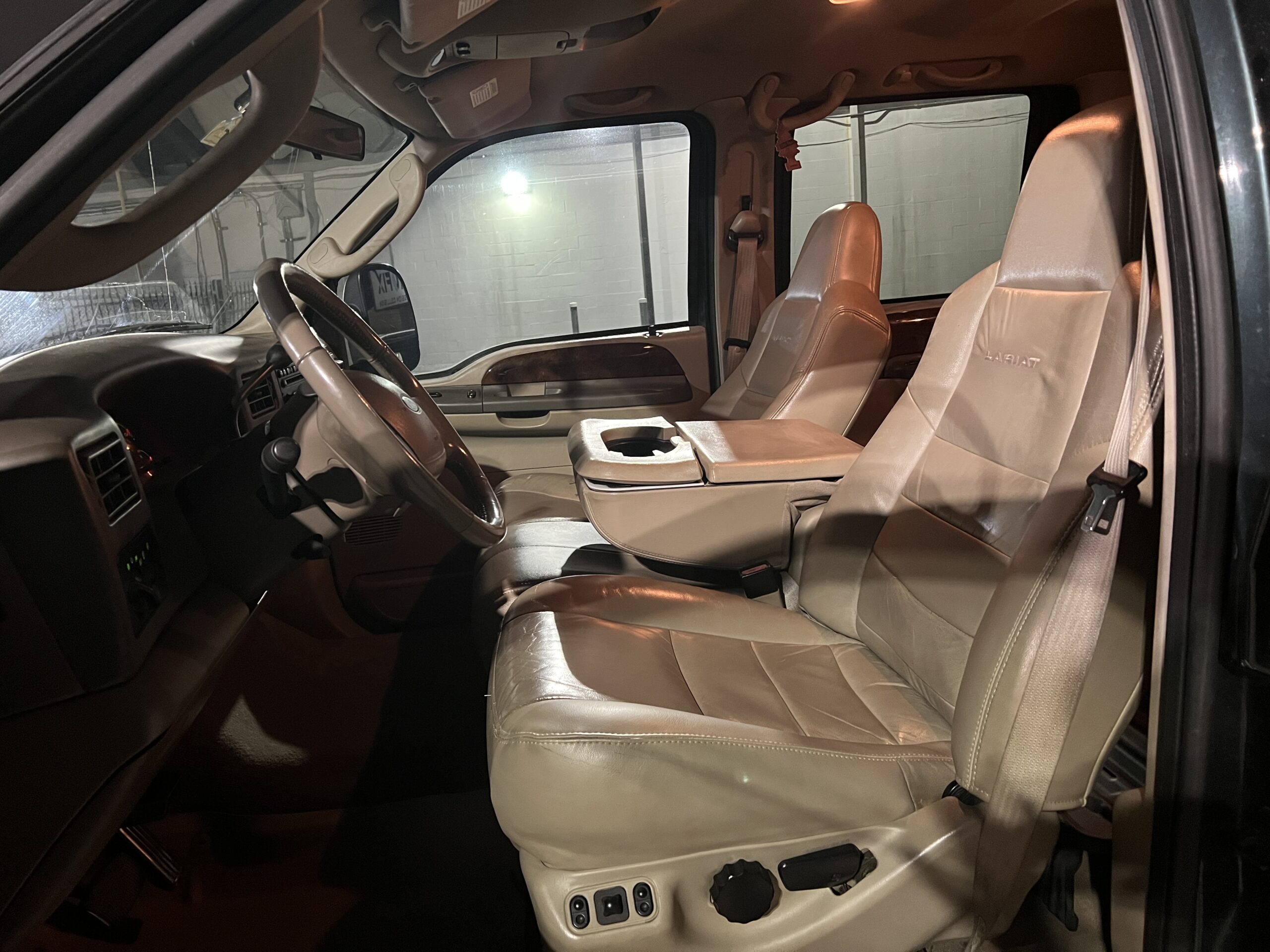 2004 ford f250 lariat