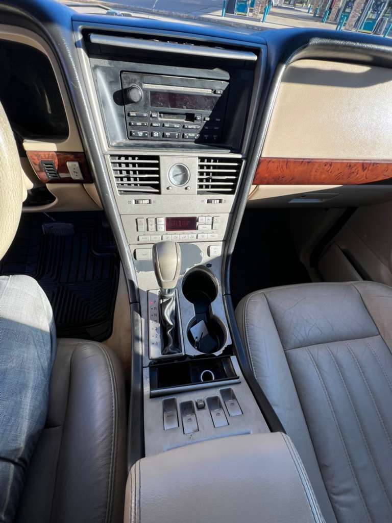 2005 Lincoln Aviator